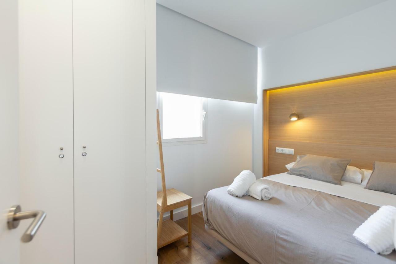 Urbantec Realty - Atocha Y Museos Apartment Madrid Bagian luar foto